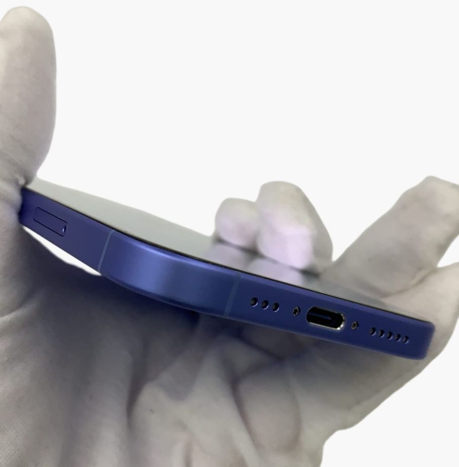 iPhone 16